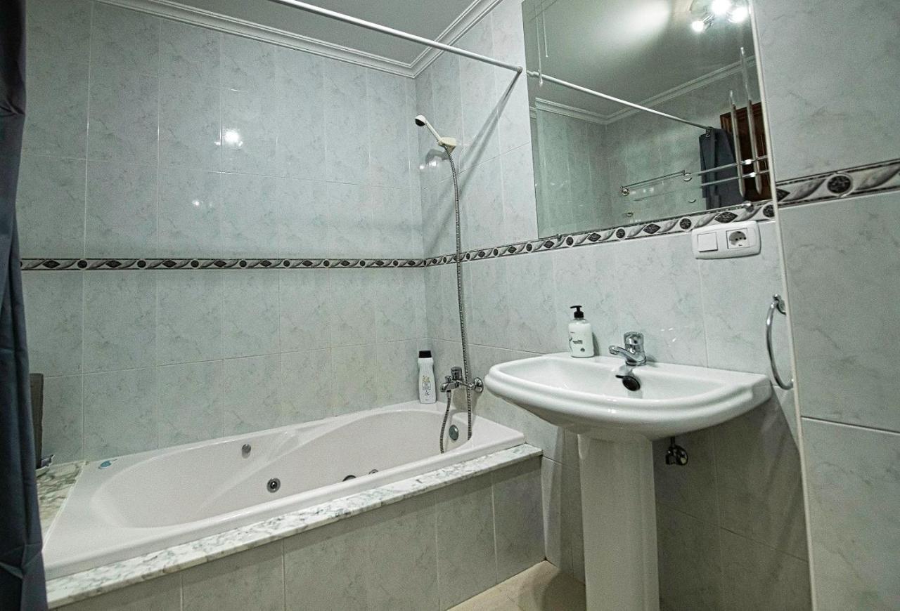 Apartamento Avelina Monforte De Lemos Exterior photo